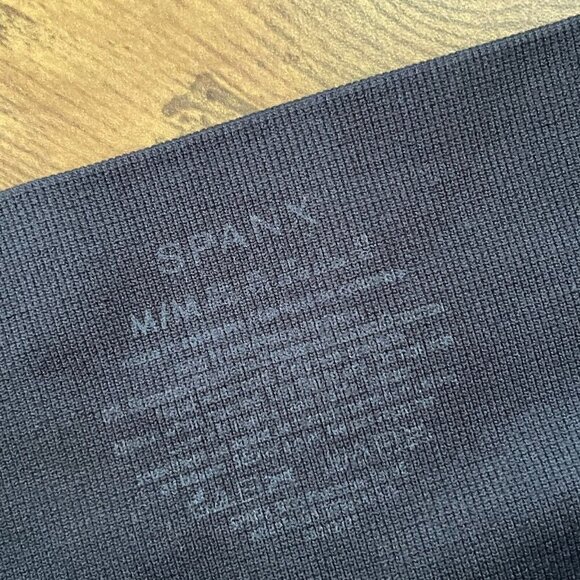 Spanx Look At Me Now Seamless Black Gray Camo Cropped Leggings Sz M 6 8 Hi Rise - Picture 10 of 10